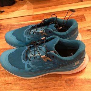 Salomon ultra glide trail running shoes